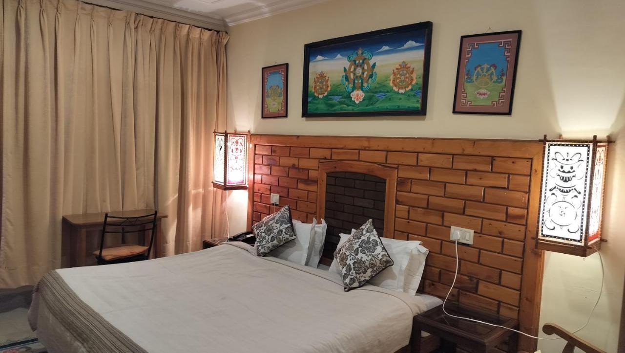 Auspiscious Him View Hotel McLeod Ganj Exterior photo